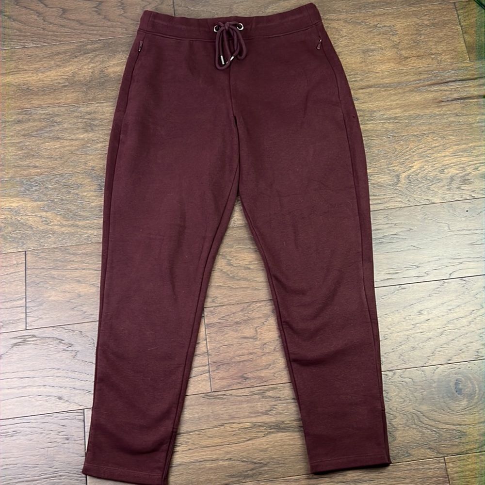 BANANA REPUBLIC Ladies Soft Fleece Sweatpant Joggers Sz S Burgundy NWOT